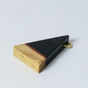 Pendentif triangle fin tricolore